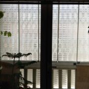 فروش و نصب برچسب های شیشه ایمنی ،حرارتی ، دکوری